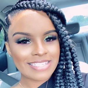 Meet your Posher, Joy